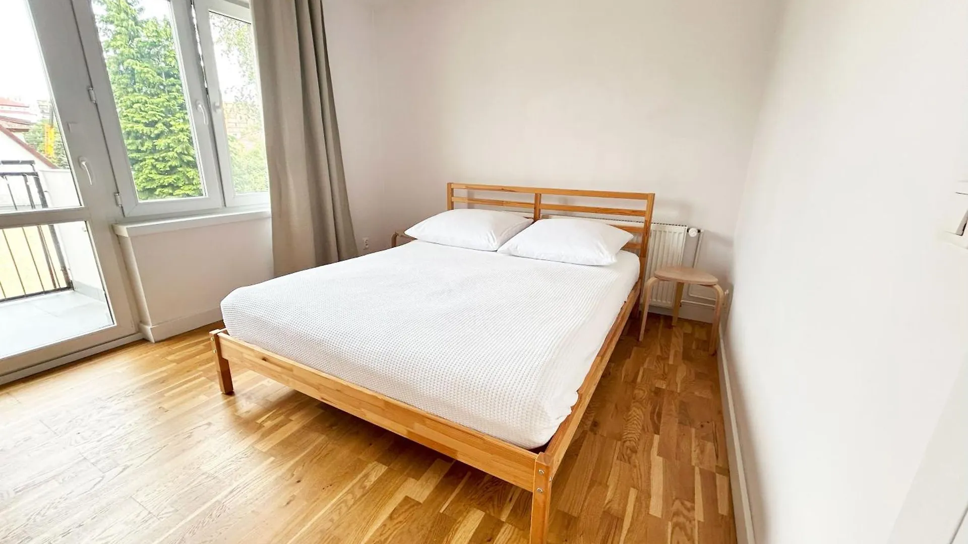 Fantastays - Sunny Cloud Wroclaw Apartment